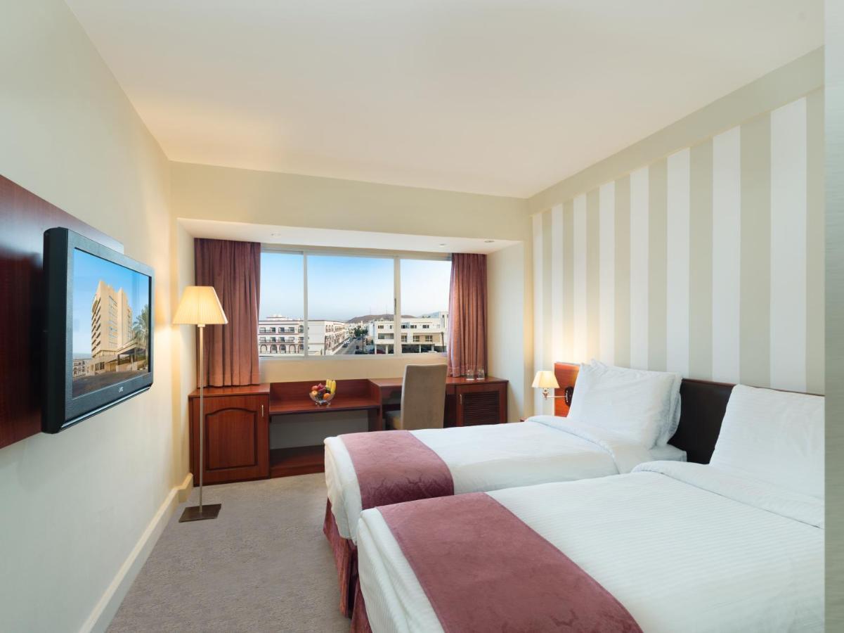 Al Falaj Hotel 4*